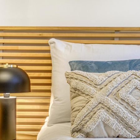 Executive 4 Bedroom Town House In Canada Water Free Wifi & Parking By City Stay Aparts Лондон Экстерьер фото