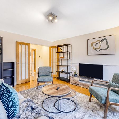 Executive 4 Bedroom Town House In Canada Water Free Wifi & Parking By City Stay Aparts Лондон Экстерьер фото