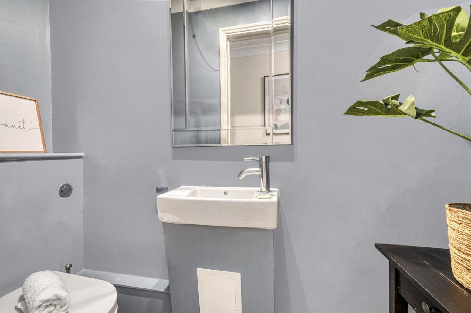 Executive 4 Bedroom Town House In Canada Water Free Wifi & Parking By City Stay Aparts Лондон Экстерьер фото